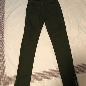 NWOT military green moto skinny jeans